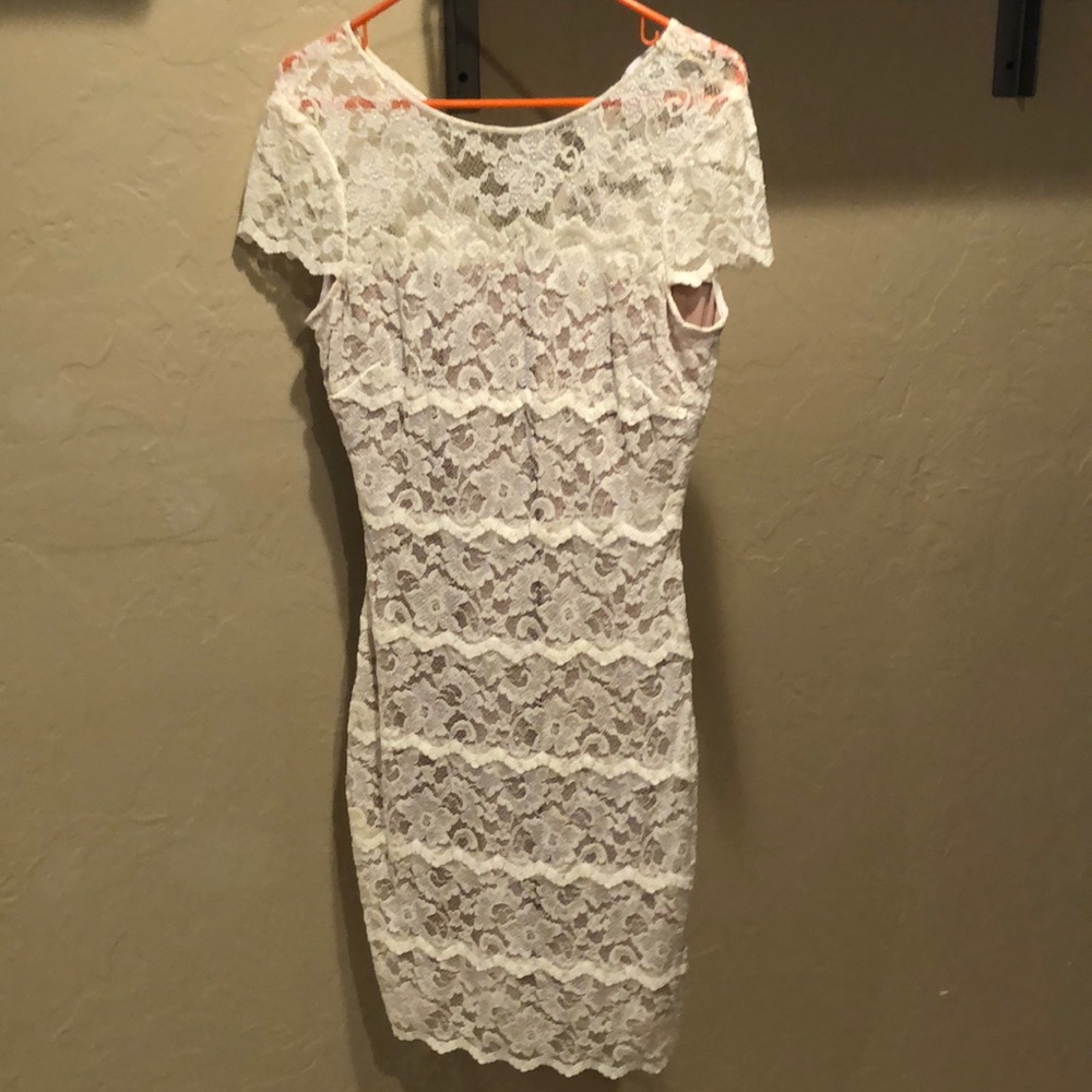 Badgely Mischka ivory lace dress